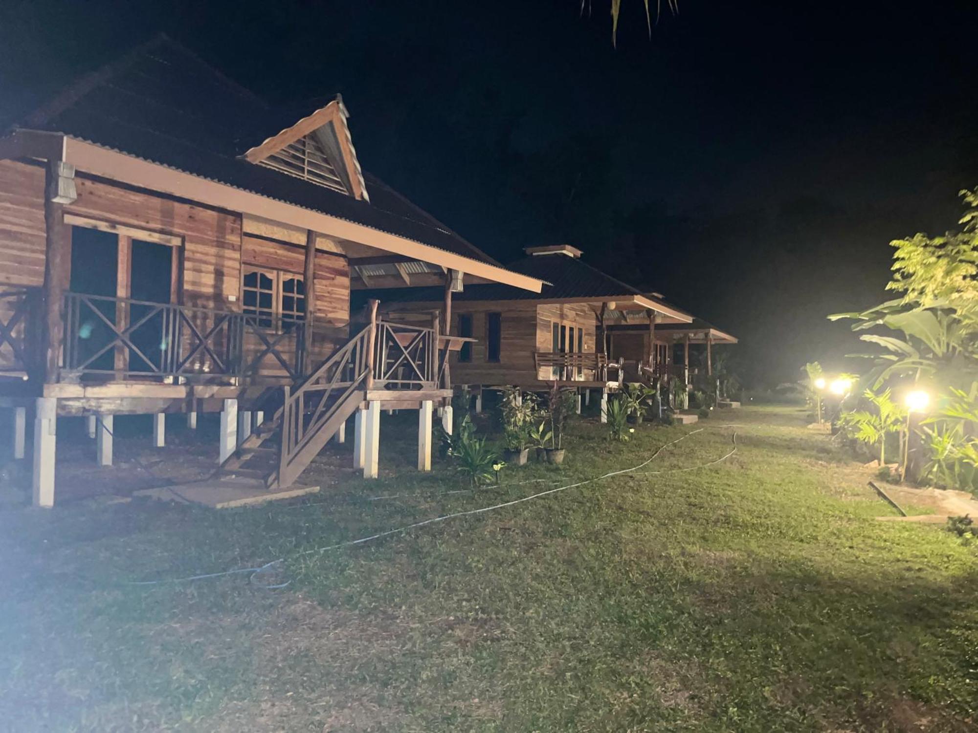 Koh Jum Home Stay Eksteriør bilde