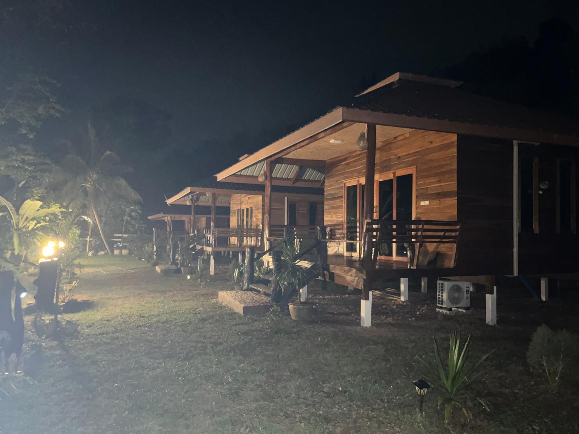 Koh Jum Home Stay Eksteriør bilde