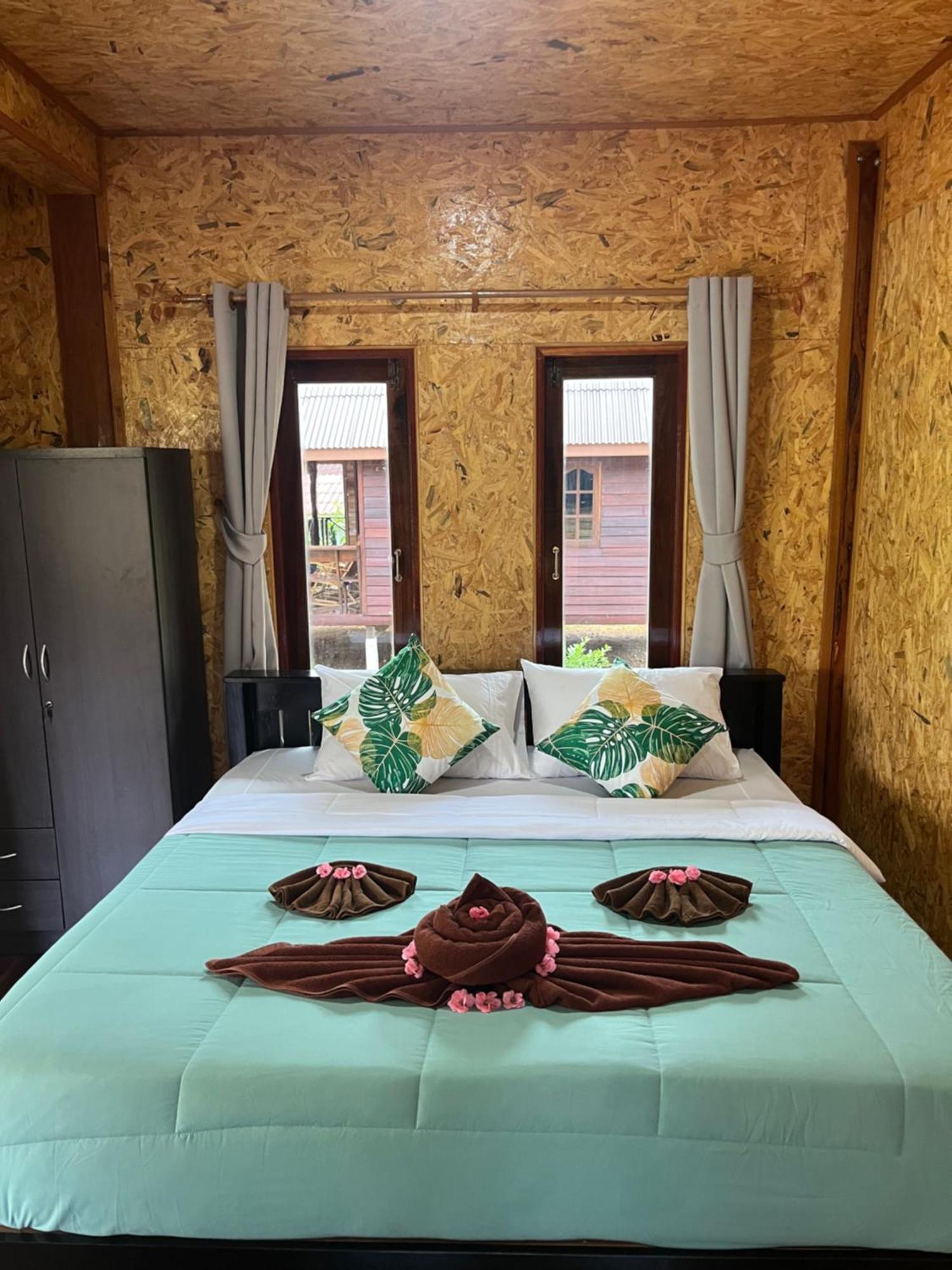 Koh Jum Home Stay Eksteriør bilde